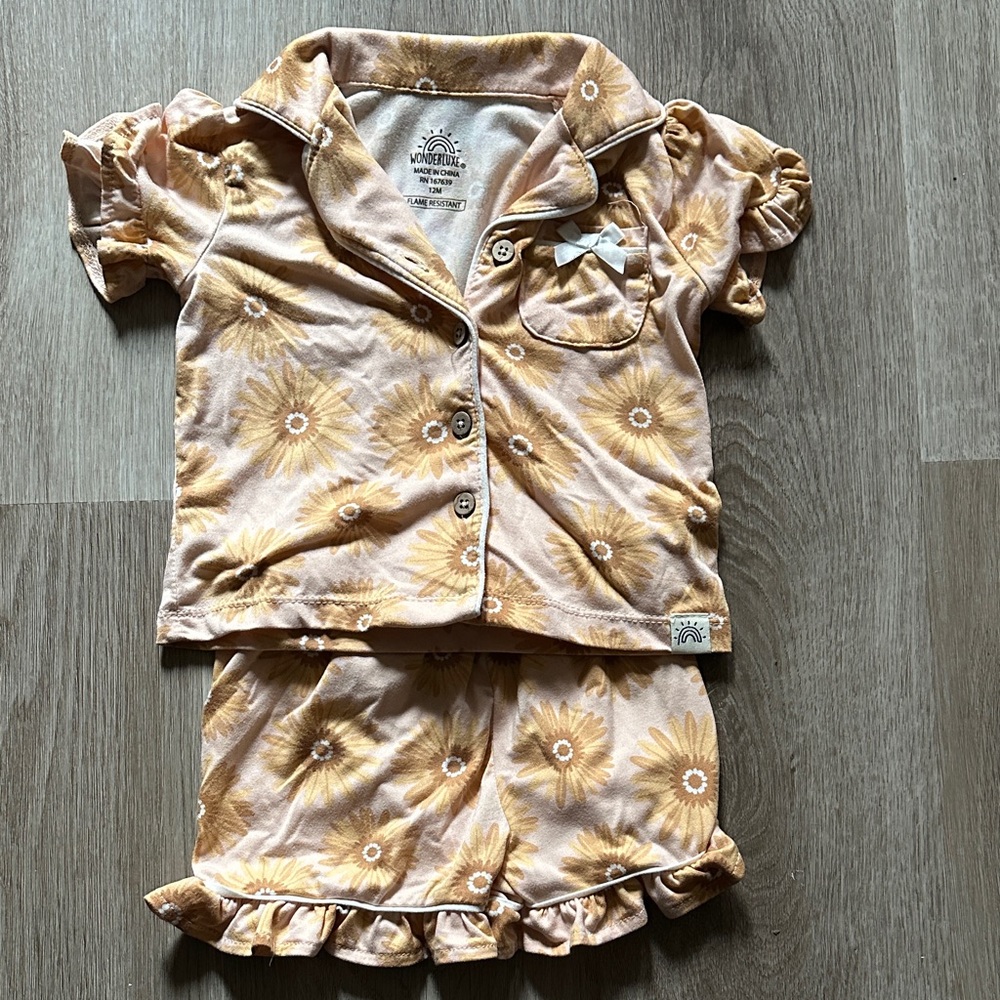 Wonderluxe Kids Sunflower Pajama Shorts Set - Orange and Cream